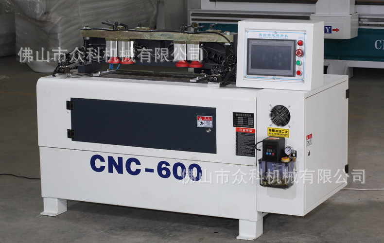 CNC широколенточный шлифовальный станок PINXIN ZK600T — калибровочно-шлифовальное оборудование для дерева и МДФ — изображение 3
