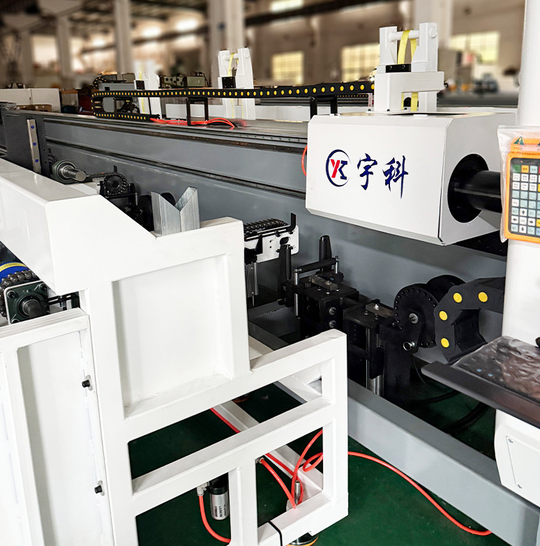 Автоматизированный лазерный комплекс YK-240CNC-6000W — 3D-комплекс 6кВт с автозагрузкой для фаски труб ±45° — изображение 4