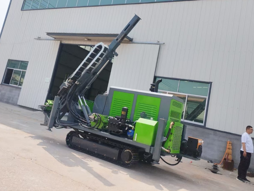 Гусеничная буровая установка для тросового керноотбора XT-600L — глубина до 600м, электропривод 91кВт — изображение 3